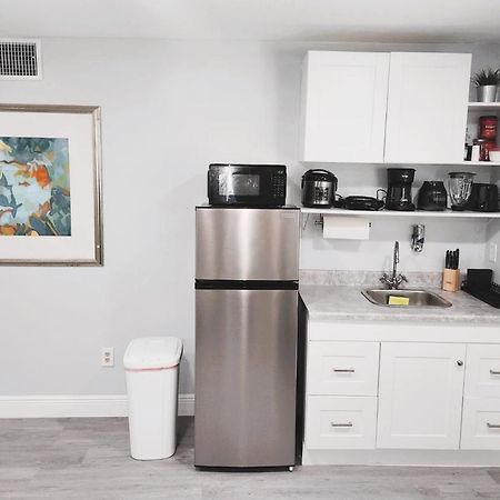 Cheerful Super Suite + 2 Queen + Sofa Bed Minutes From The Airport! Tampa Exterior foto